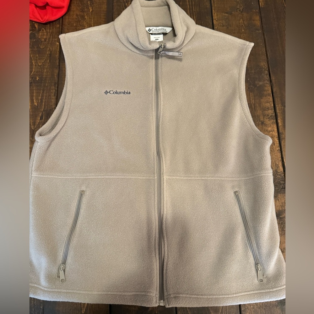 Columbia Tan Fleece Vest